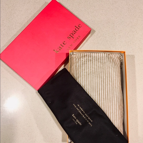 Kate Spade SOLD SOLD-T‼️ - Picture 7 of 7